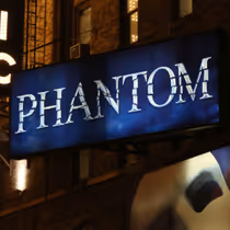 PHANTOM OF THE OPERA Wanted Pigeons in Original Production, but They’d ‘Sh— All Over the Audience’