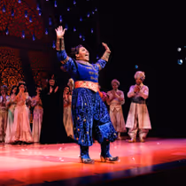 Photos: Robin Roberts, Gayle King & More Celebrate Sherri Shepherd's ALADDIN Broadway Debut