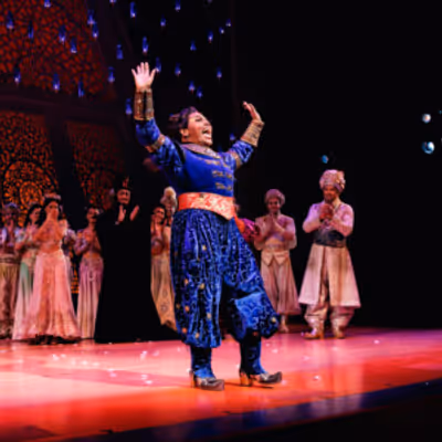 Photos: Robin Roberts, Gayle King & More Celebrate Sherri Shepherd's ALADDIN Broadway Debut