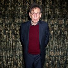 Philip Glass Accuses Sevastopol Opera and Ballet Theatre in Crimea of Piracy