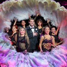 CHICAGO Returns to the Arsht Center This Summer