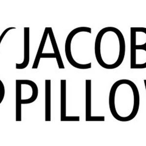 Complexions Contemporary Ballet makes Pillow Debut with Bowie-Inspired STAR DUST