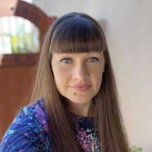 Teatro Paraguas Hosts a Book Launch and Poetry Reading with Genevieve Betts