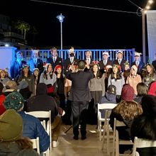 Catalina Museum Announces December Events: Holiday Sip & Shop And Annual LMU Choir Ho