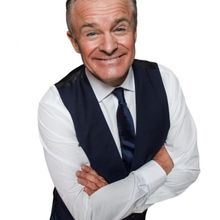 BOBBY DAVRO: EVERYTHING IS FUNNY IF YOU CAN LAUGH AT IT Comes to Edinburgh Fringe
