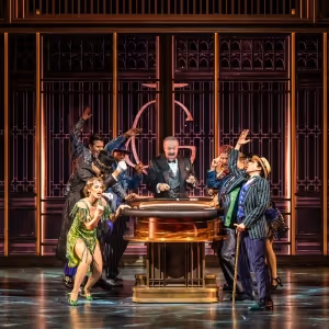 Photos: THE GREAT GATSBY in London's West End