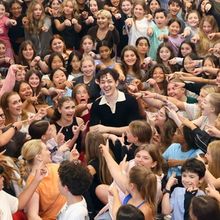 Fotos: ALI LOUIS BOURZGUI, ganador del Tony de THE LOST BOYS, visita a estudiantes en Broadway Artists Alliance Photo