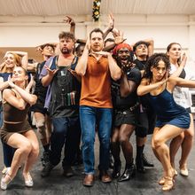 Foto: MRS. DOUBTFIRE alle prove prima del tour in Regno Unito e Irlanda Photo