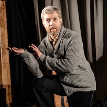 Photos: First Look At TWO HALVES OF GUINNESS Starring Zeb Soanes