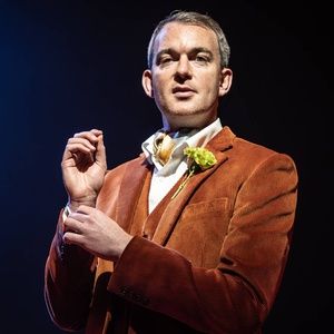 THE IMPORTANCE OF BEING OSCAR Will Come to Darlington Hippodrome