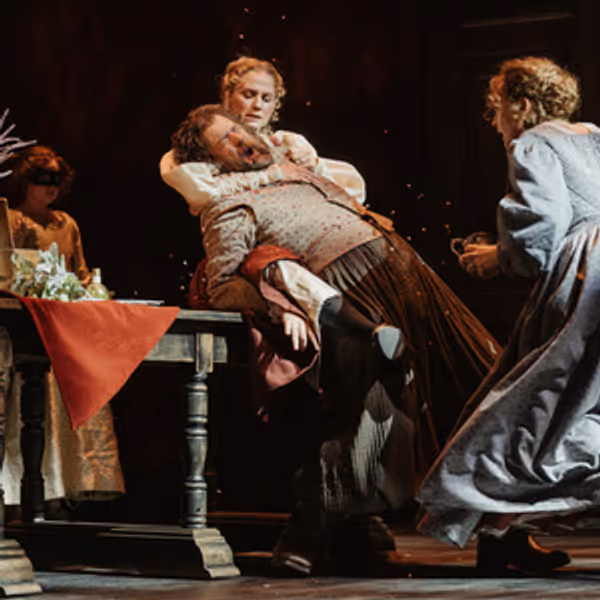 Photos: Jennifer Nettles' GIULIA: THE POISON QUEEN OF PALERMO Photo