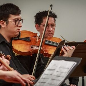 Con El Programa Estable, Frágil, El Ensamble Cepromusic Explora Los Contrastes Del…