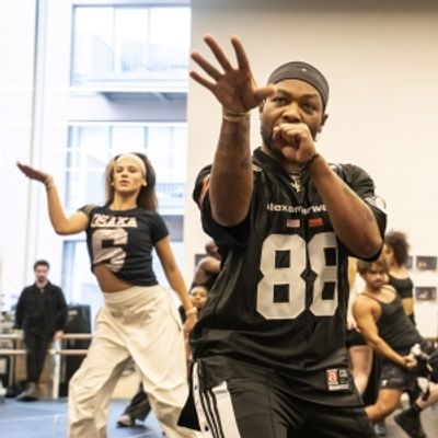 Photos: See Todrick Hall &amp; More in Rehearsals for BURLESQUE