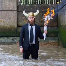 EDINBURGH 2026: Review: TEAM VIKING, Pleasance Courtyard