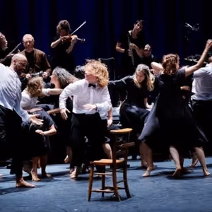 MÁM Debuts at Birmingham Hippodrome on First UK Tour