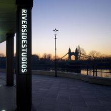 Eddie Izzard, Cecilia YiP qnd Kai Luke Brümmer To Headline The Hammersmith Stage