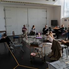 Photos: BLACK COMEDY in Rehearsal at the Orange Tree Theatre