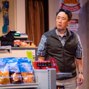 James Yi Will Lead UK Tour of KIM'S CONVENIENCE