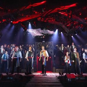 Photos: LES MISERABLES: THE ARENA CONCERT SPECTACULAR Starring Alfie Boe, Killian Donnelly, Samantha Barks and More