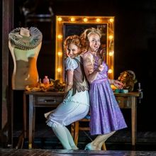 Mozart's COSI FAN TUTTE Returns To The Royal Opera House