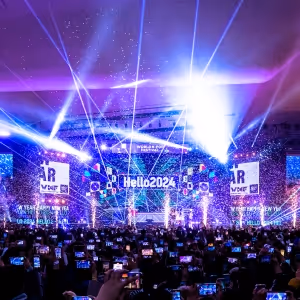 Photos: Jay Park, Chung Ha, and More Ring in the New Year at SEOULCon