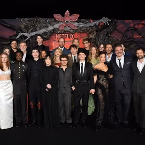 Photos: Louis McCartney and More at Netflix's STRANGER THINGS Premiere