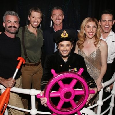 Photos: Luke Evans Visits TITANIQUE on Broadway