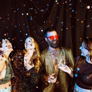 Momentum Dance Collective Will Host SHINE Fundraiser