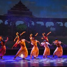 Guru Ranjana Gauhar Leads Utsav Society into the Twentieth Year of Saare Jahan Se Acc