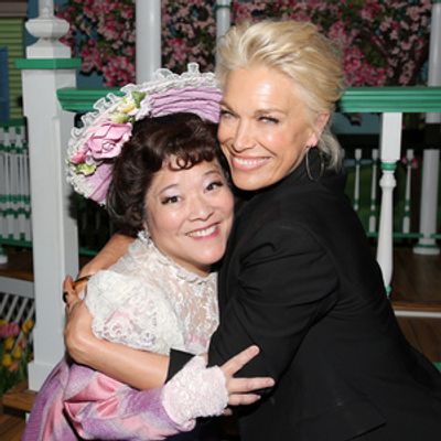 Photos: Hannah Waddingham Visits SCHMIGADOON! on Broadway