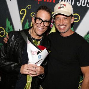 Photos: LITTLE SHOP OF HORRORS Alumni Reunite to Celebrate Record-Breaking 2,210th… Video