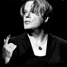 Shakespeare Theatre Company Adds New Dates for Eddie Izzard’s HAMLET