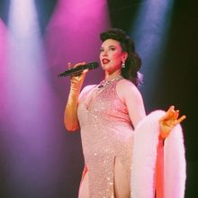 WHOOP DEE DOO REVUE Returns to Melbourne This Month