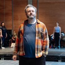 Photos: Michael Sheen and More in Rehearsal For OUR TOWN