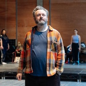 Photos: Michael Sheen and More in Rehearsal For OUR TOWN