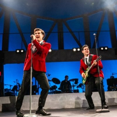 Photos: JERSEY BOYS At The Argyle Theatre