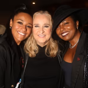 Photos: Go Inside MELISSA ETHRIDGE: MY WINDOW Opening Night on Broadway
