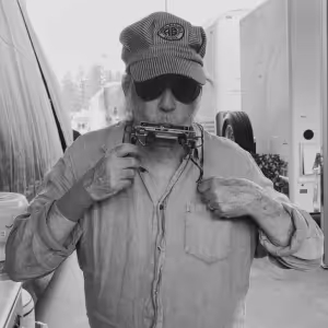 NEIL YOUNG—COASTAL To Screen At Park Theatre This Month