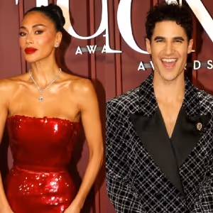 Photos: 2025 Tony Awards Fashion- Bold Glamour, Queer Elegance, and Menswear…