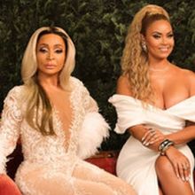 Photos: See THE REAL HOUSEWIVES OF POTOMAC Season 8 Cast Portraits With Karen Huger…