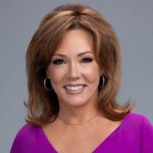 Dallas Cowboys Cheerleaders Director Kelli Finglass Will Join CHICAGO on Broadway