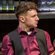 Review Roundup: Manhattan Theatre Club Presents KING JAMES, Starring Glenn Davis And�