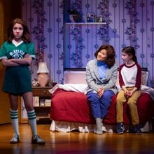 Review Roundup: Critics Sound Off on THE BEDWETTER at Arena Stage