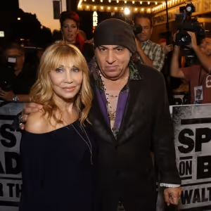 Win a Dinner With Steven and Maureen Van Zandt Through Charitybuzz, Benefiting BC/EFA