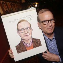 Photos: Manhattan Theatre Club's Barry Grove Receives Portrait at Sardi's