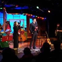 James Lanman Brings Holiday Cheer to the Historic Bus Barn Theater