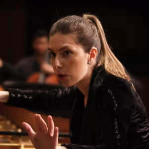 The Boston Symphony Orchestra Appoints Anna Handler As New Assistant Conductor To…