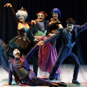 Yllana Brings THE OPERA LOCOS tot he Peacock Theatre in May