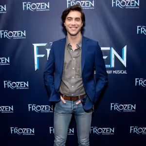 Ryan McCartan, Bella Coppola & More to Star in BROADWAY SINGS BILLY JOEL