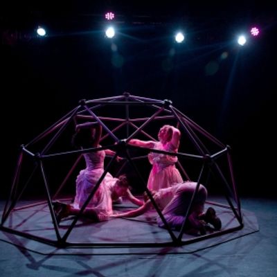 Photos: MAMA MAMA CAN YOU SEE Opens This Weekend In World Premiere From Coin & Ghost